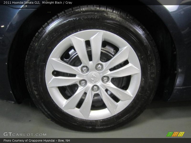 Midnight Black / Gray 2011 Hyundai Sonata GLS