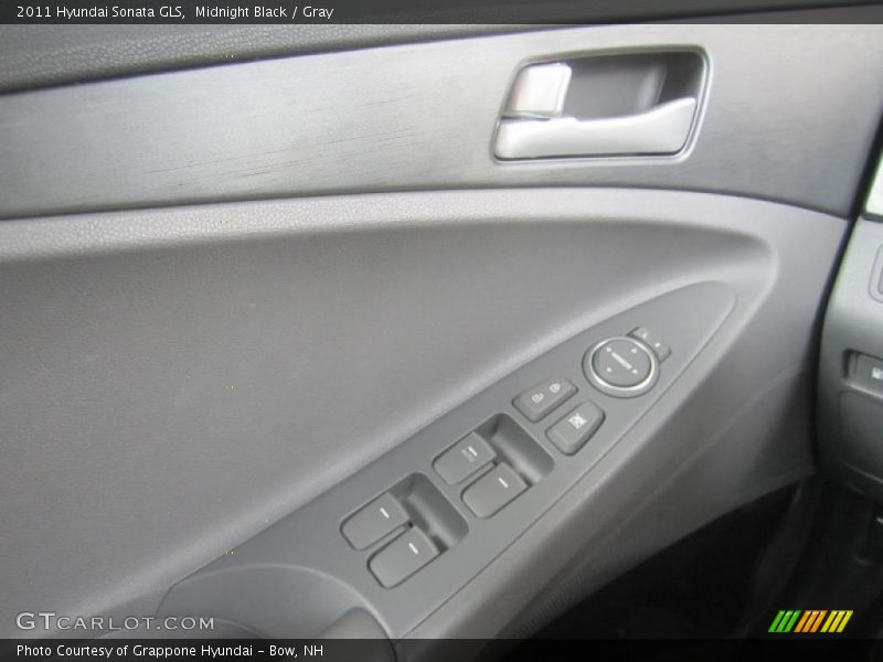 Midnight Black / Gray 2011 Hyundai Sonata GLS
