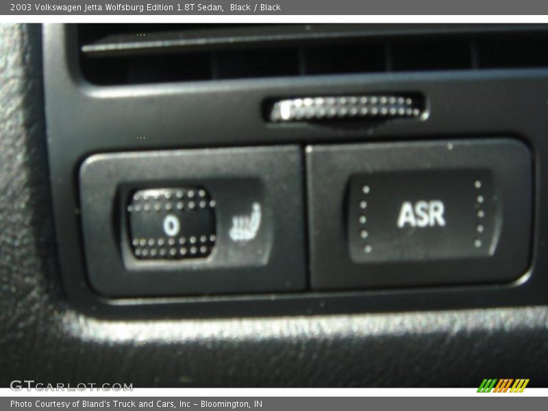 Black / Black 2003 Volkswagen Jetta Wolfsburg Edition 1.8T Sedan