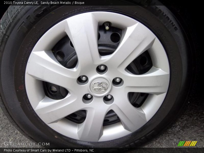 Sandy Beach Metallic / Bisque 2010 Toyota Camry LE