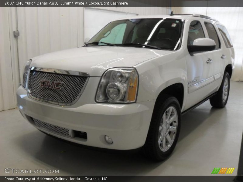 Summit White / Cocoa/Light Cashmere 2007 GMC Yukon Denali AWD