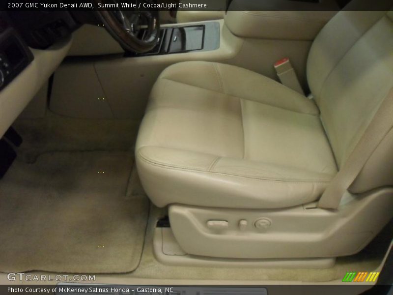 Summit White / Cocoa/Light Cashmere 2007 GMC Yukon Denali AWD
