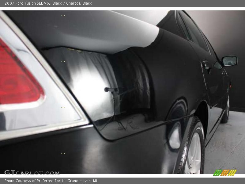Black / Charcoal Black 2007 Ford Fusion SEL V6
