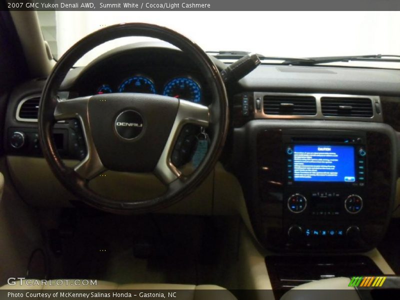 Summit White / Cocoa/Light Cashmere 2007 GMC Yukon Denali AWD