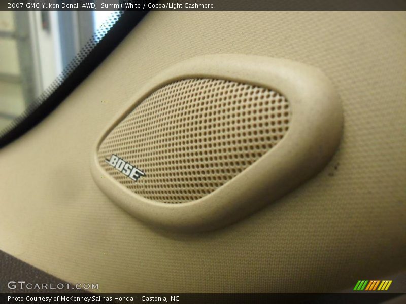 Summit White / Cocoa/Light Cashmere 2007 GMC Yukon Denali AWD