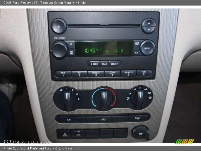 Titanium Green Metallic / Shale 2005 Ford Freestyle SE