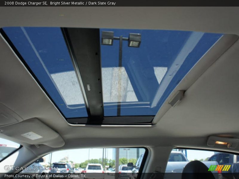 Bright Silver Metallic / Dark Slate Gray 2008 Dodge Charger SE