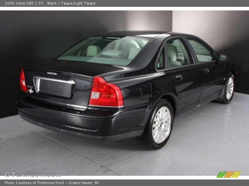 Black / Taupe/Light Taupe 2006 Volvo S80 2.5T