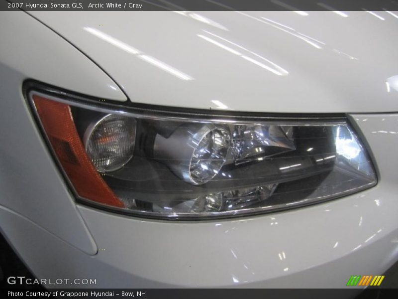 Arctic White / Gray 2007 Hyundai Sonata GLS