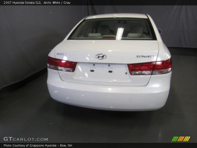 Arctic White / Gray 2007 Hyundai Sonata GLS