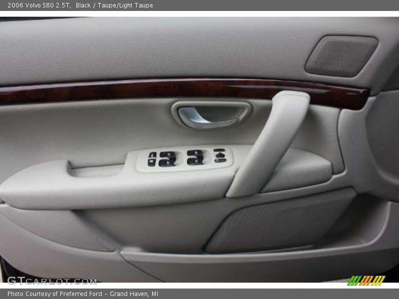 Black / Taupe/Light Taupe 2006 Volvo S80 2.5T