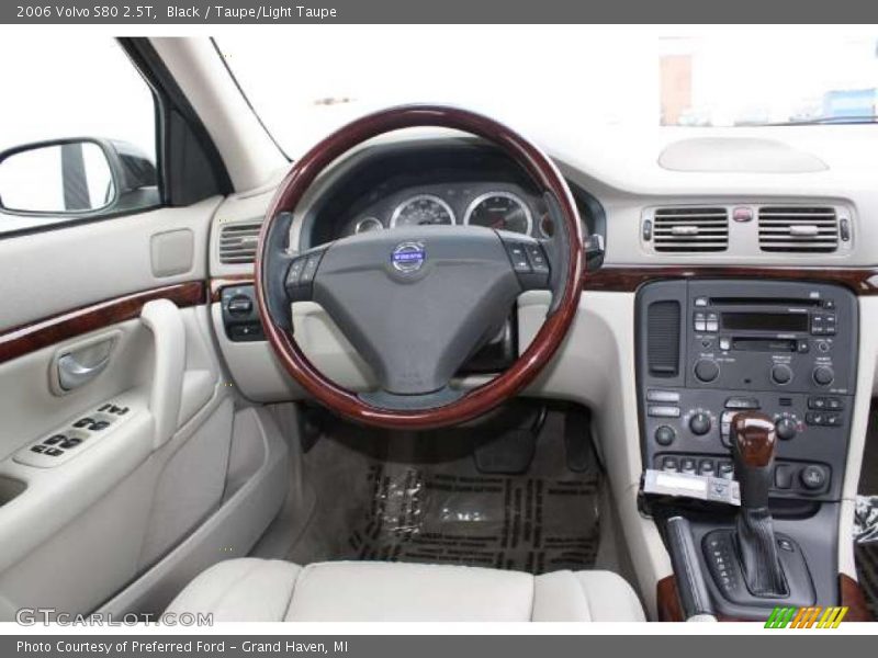 Black / Taupe/Light Taupe 2006 Volvo S80 2.5T