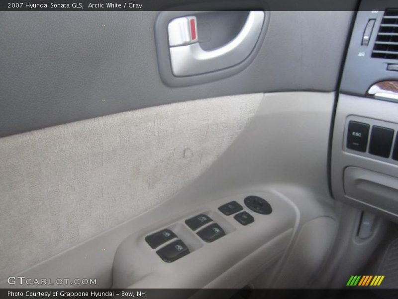Arctic White / Gray 2007 Hyundai Sonata GLS
