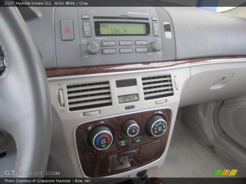 Arctic White / Gray 2007 Hyundai Sonata GLS