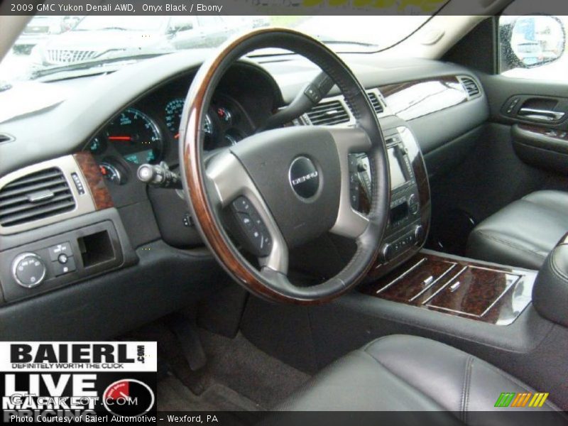 Onyx Black / Ebony 2009 GMC Yukon Denali AWD