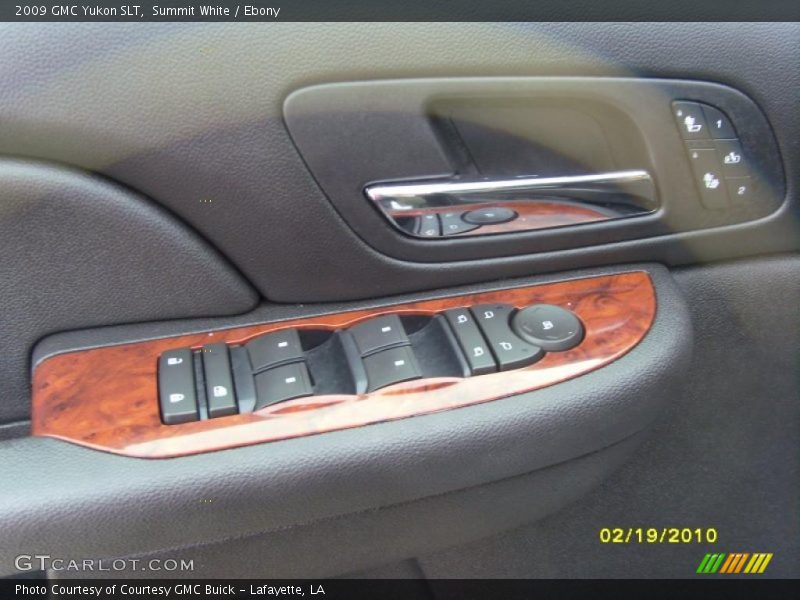 Summit White / Ebony 2009 GMC Yukon SLT