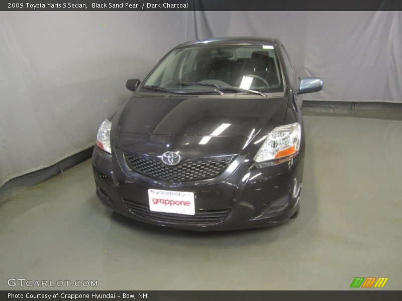 Black Sand Pearl / Dark Charcoal 2009 Toyota Yaris S Sedan