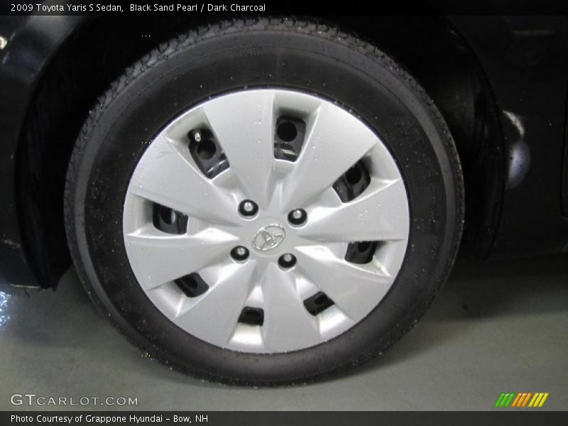 Black Sand Pearl / Dark Charcoal 2009 Toyota Yaris S Sedan