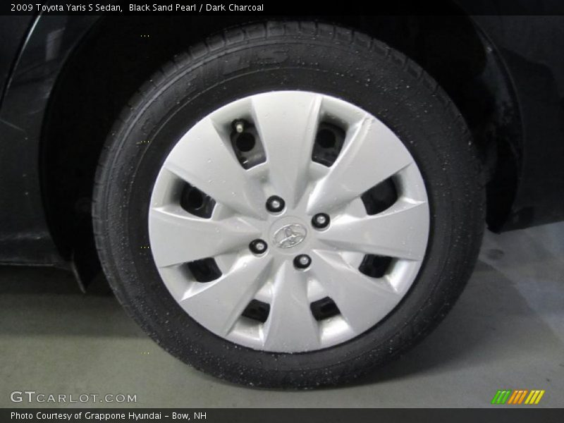 Black Sand Pearl / Dark Charcoal 2009 Toyota Yaris S Sedan