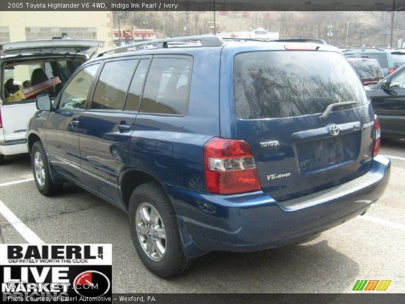 Indigo Ink Pearl / Ivory 2005 Toyota Highlander V6 4WD