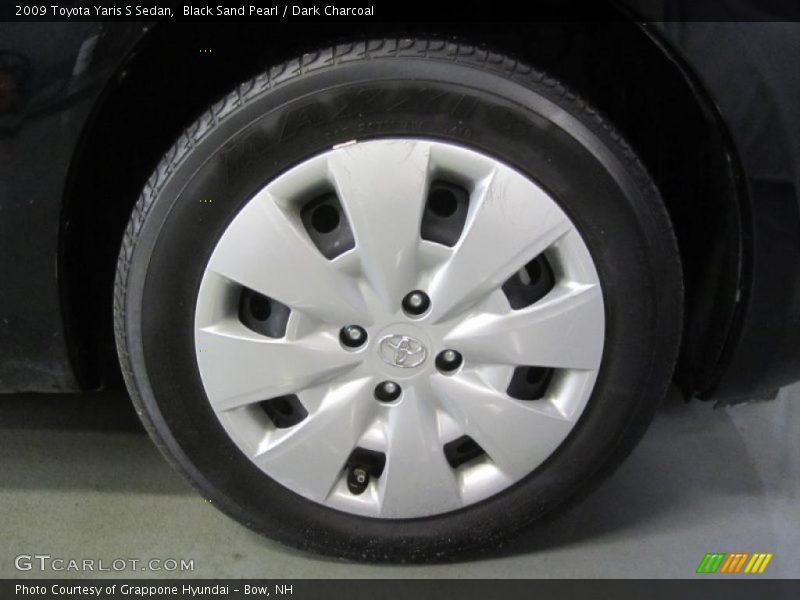 Black Sand Pearl / Dark Charcoal 2009 Toyota Yaris S Sedan