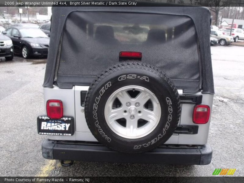 Bright Silver Metallic / Dark Slate Gray 2006 Jeep Wrangler Unlimited 4x4