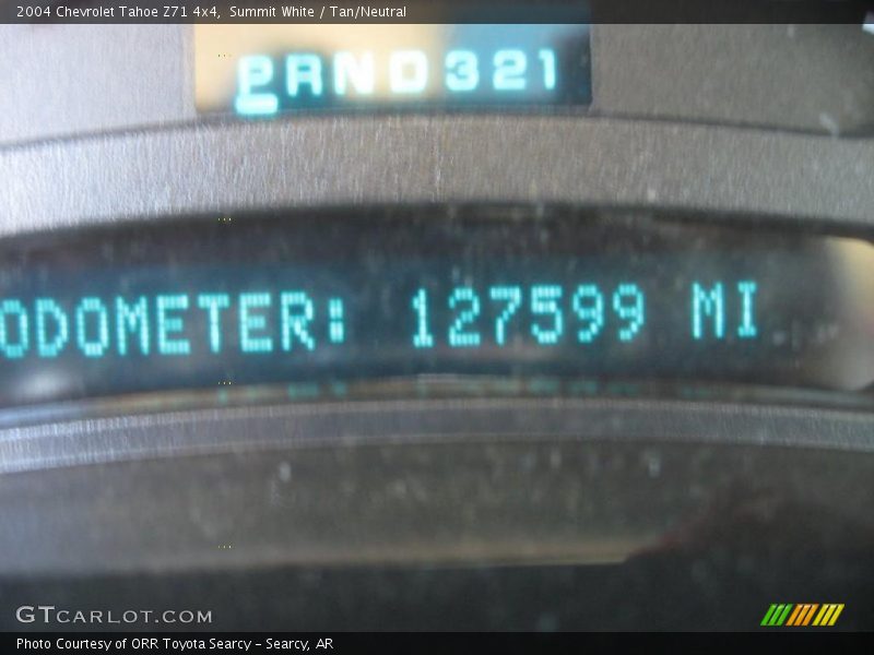 Summit White / Tan/Neutral 2004 Chevrolet Tahoe Z71 4x4