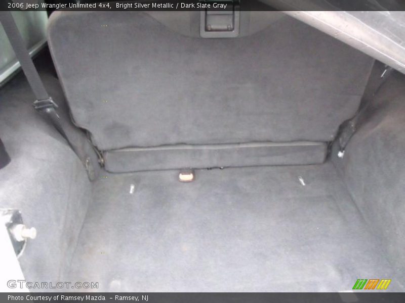 Bright Silver Metallic / Dark Slate Gray 2006 Jeep Wrangler Unlimited 4x4