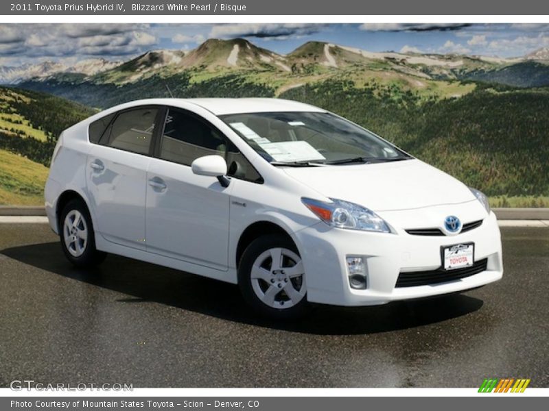 Blizzard White Pearl / Bisque 2011 Toyota Prius Hybrid IV