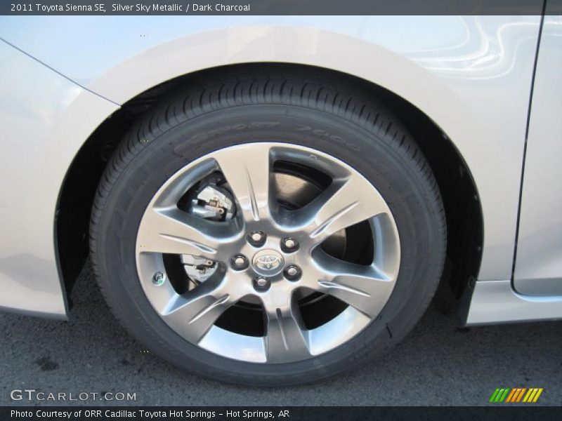 Silver Sky Metallic / Dark Charcoal 2011 Toyota Sienna SE