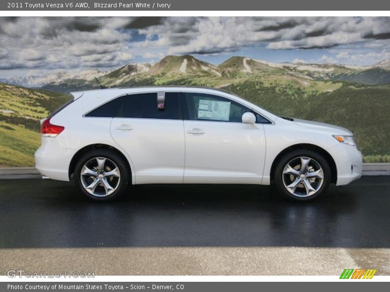 Blizzard Pearl White / Ivory 2011 Toyota Venza V6 AWD