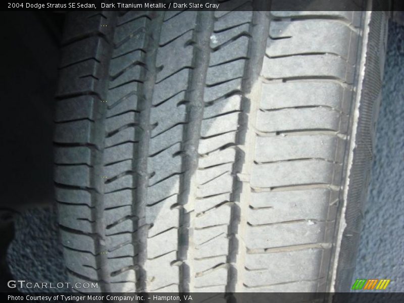 Dark Titanium Metallic / Dark Slate Gray 2004 Dodge Stratus SE Sedan
