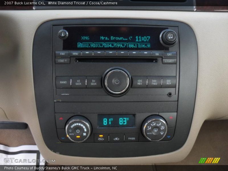 White Diamond Tricoat / Cocoa/Cashmere 2007 Buick Lucerne CXL