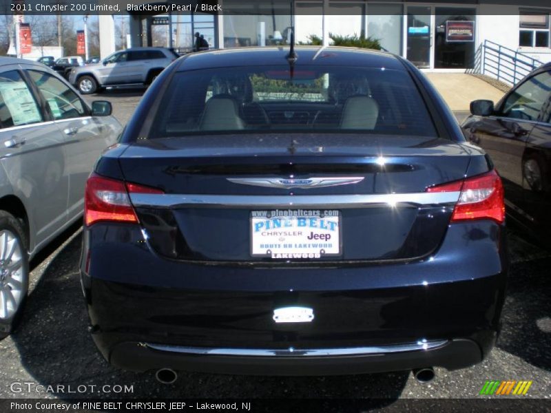 Blackberry Pearl / Black 2011 Chrysler 200 Limited