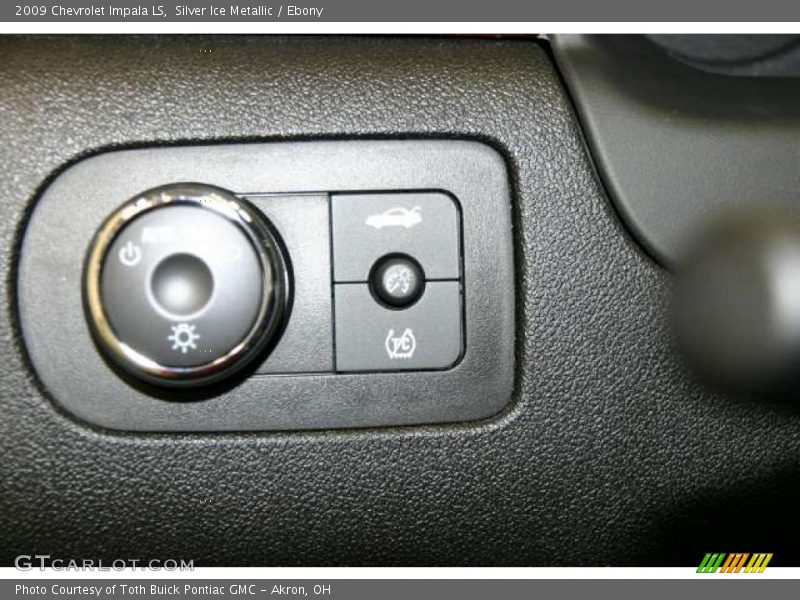 Silver Ice Metallic / Ebony 2009 Chevrolet Impala LS