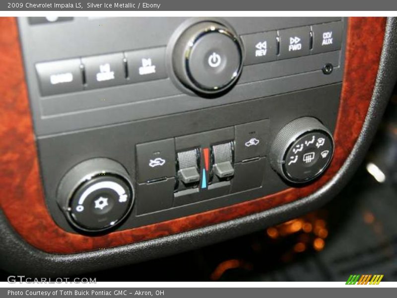 Silver Ice Metallic / Ebony 2009 Chevrolet Impala LS