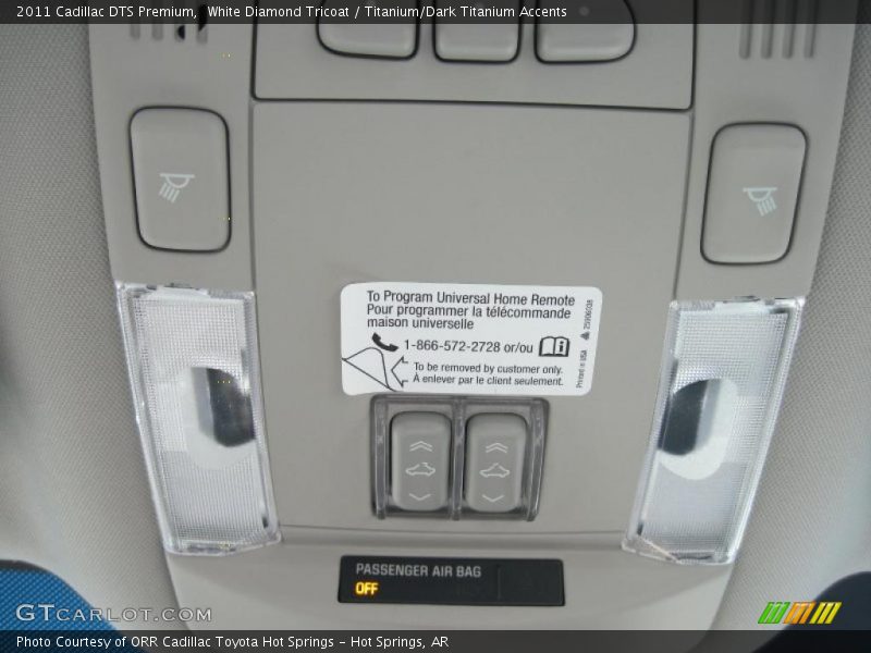 White Diamond Tricoat / Titanium/Dark Titanium Accents 2011 Cadillac DTS Premium