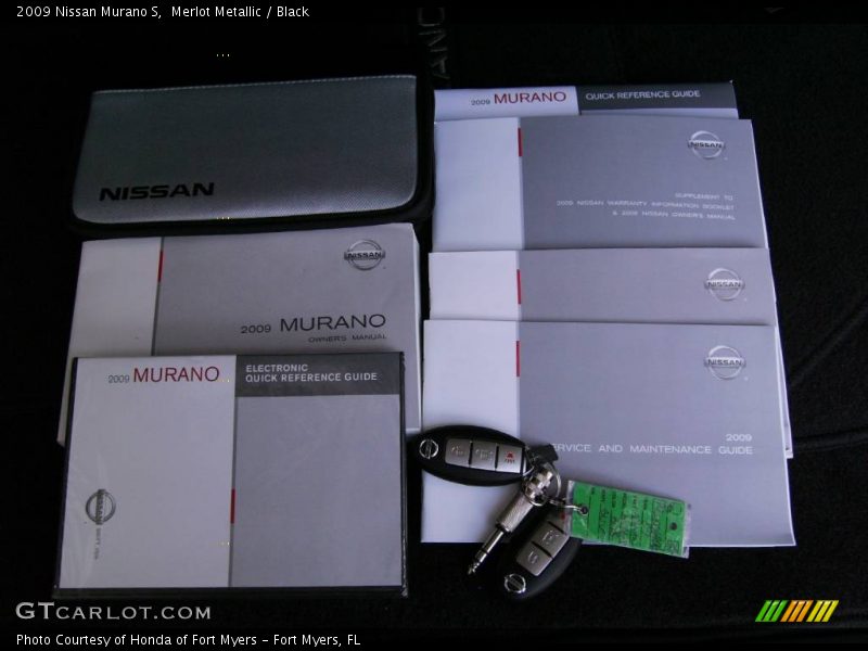 Merlot Metallic / Black 2009 Nissan Murano S