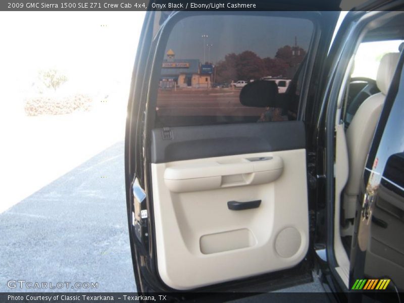 Onyx Black / Ebony/Light Cashmere 2009 GMC Sierra 1500 SLE Z71 Crew Cab 4x4