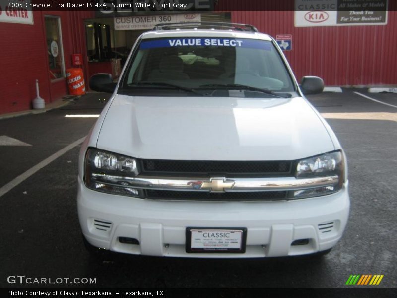 Summit White / Light Gray 2005 Chevrolet TrailBlazer LS 4x4