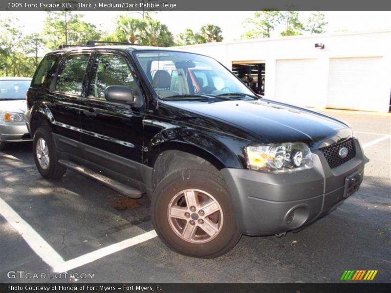 Black / Medium/Dark Pebble Beige 2005 Ford Escape XLS