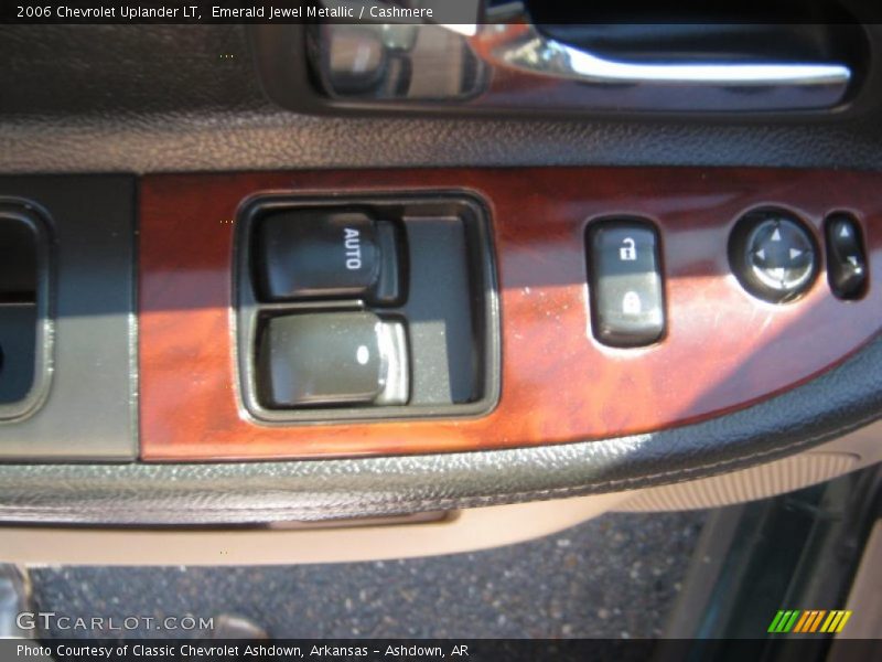 Emerald Jewel Metallic / Cashmere 2006 Chevrolet Uplander LT