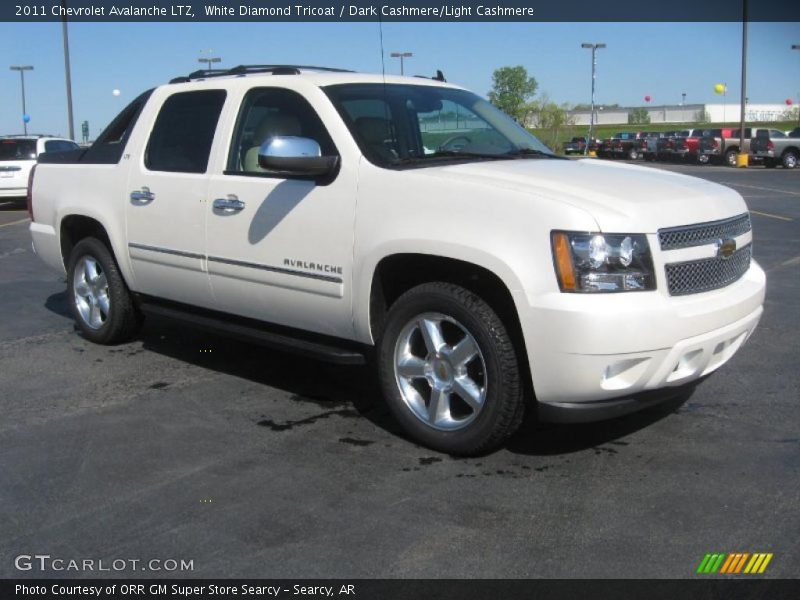 White Diamond Tricoat / Dark Cashmere/Light Cashmere 2011 Chevrolet Avalanche LTZ
