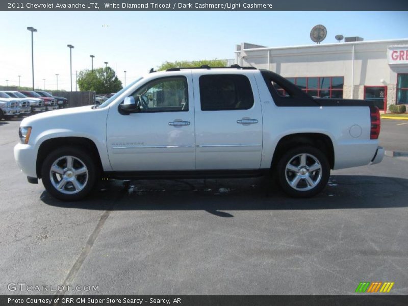 White Diamond Tricoat / Dark Cashmere/Light Cashmere 2011 Chevrolet Avalanche LTZ