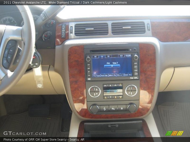 White Diamond Tricoat / Dark Cashmere/Light Cashmere 2011 Chevrolet Avalanche LTZ