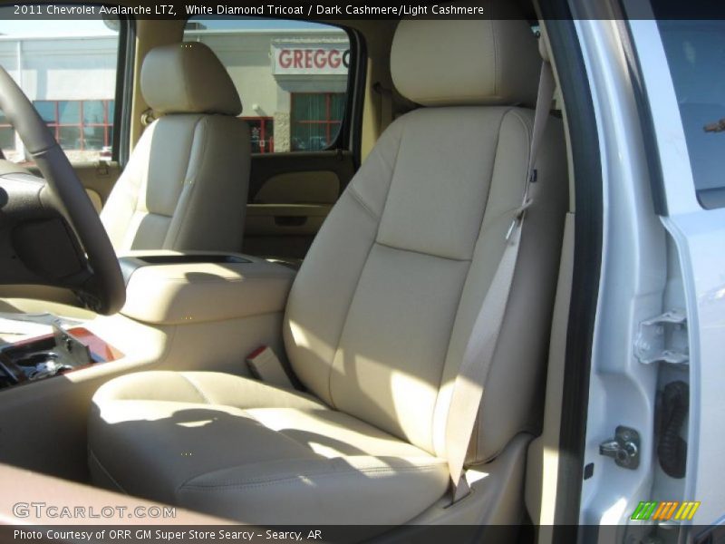 White Diamond Tricoat / Dark Cashmere/Light Cashmere 2011 Chevrolet Avalanche LTZ