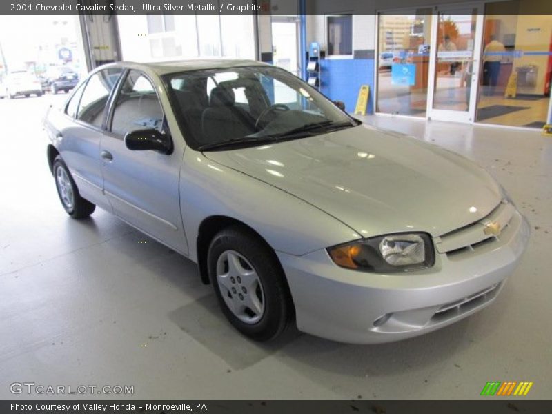 Ultra Silver Metallic / Graphite 2004 Chevrolet Cavalier Sedan