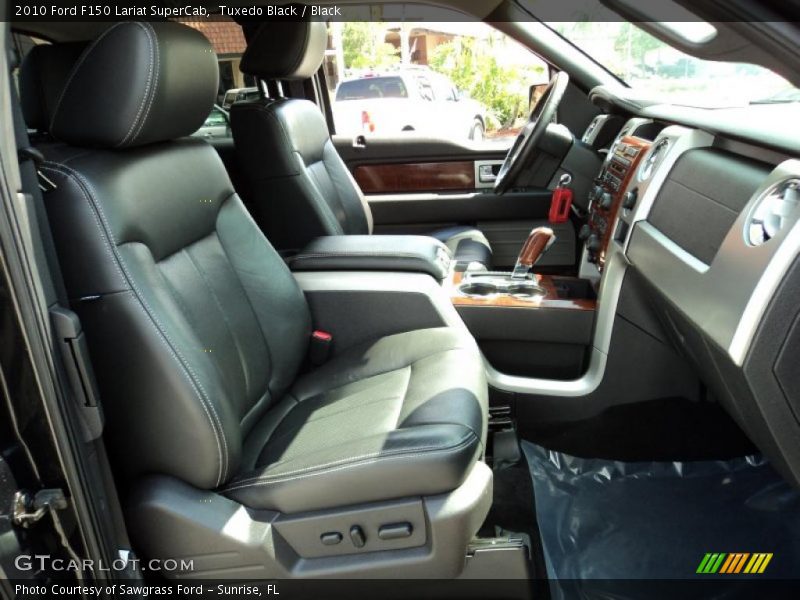 Tuxedo Black / Black 2010 Ford F150 Lariat SuperCab
