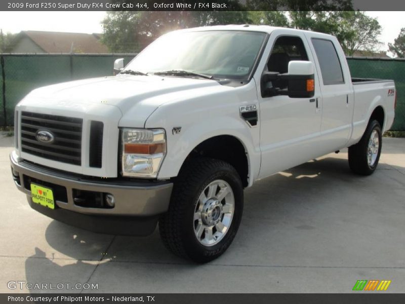Oxford White / FX4 Black 2009 Ford F250 Super Duty FX4 Crew Cab 4x4