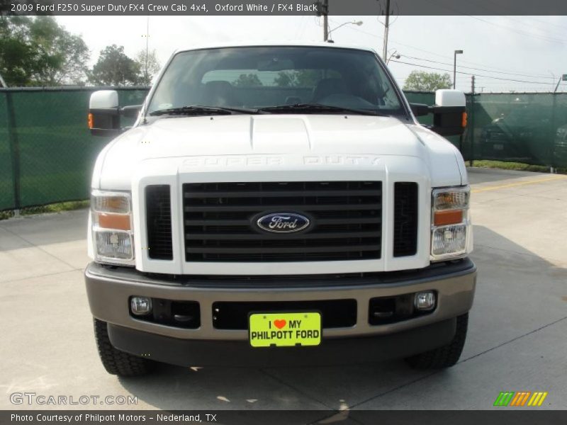 Oxford White / FX4 Black 2009 Ford F250 Super Duty FX4 Crew Cab 4x4